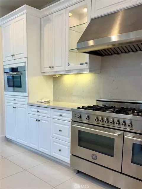 Kitchen - 244 Desert Bloom, Irvine, CA 92618 photo 2 of 3