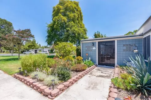 534 Via Estrada #B, Laguna Woods, CA 92637