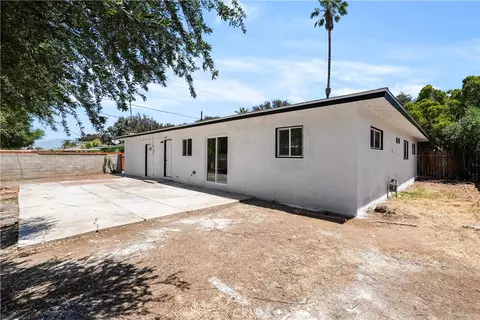 Exterior - 4092 Overland, Riverside, CA 92503 photo 9 of 11
