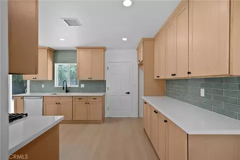 Kitchen - 4092 Overland, Riverside, CA 92503 photo 1 of 6