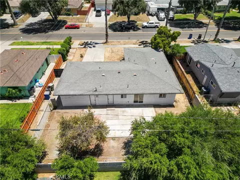 View/Area - 4092 Overland, Riverside, CA 92503 photo 3 of 4