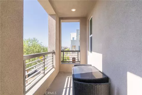 301 Baluster, Irvine, CA 92618 photo 18