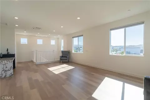 301 Baluster, Irvine, CA 92618 photo 29