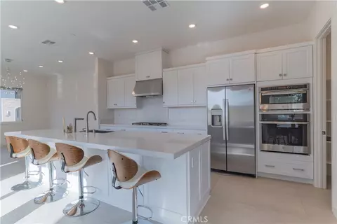 301 Baluster, Irvine, CA 92618 photo 5