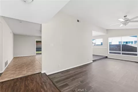Living - 2928 Hilldale, Simi Valley, CA 93063 photo 5 of 8