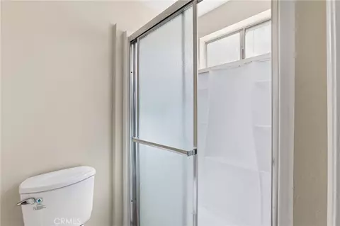 Bath - 2928 Hilldale, Simi Valley, CA 93063 photo 3 of 3