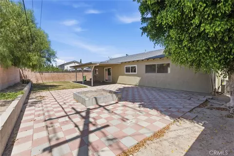 Exterior - 2928 Hilldale, Simi Valley, CA 93063 photo 4 of 5