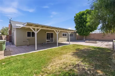 Exterior - 2928 Hilldale, Simi Valley, CA 93063 photo 3 of 5