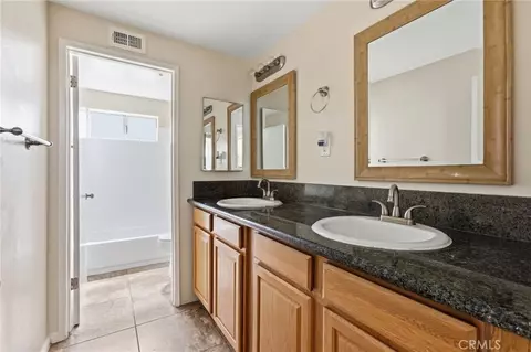 Bath - 2928 Hilldale, Simi Valley, CA 93063 photo 1 of 3
