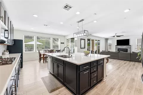 Kitchen - 35817 Shetland E, Fallbrook, CA 92028 photo 1 of 1