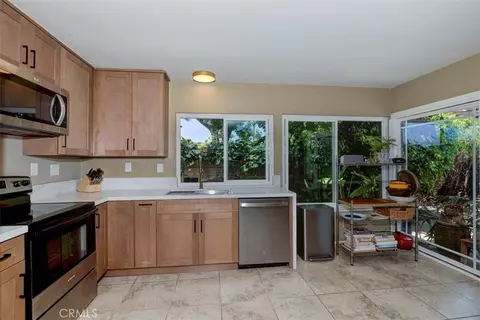 Kitchen - 6395 Saipan, Cypress, CA 90630 photo 5 of 5