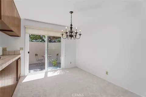 34 Exeter, Irvine, CA 92612 photo 10