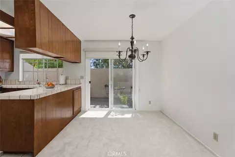 34 Exeter, Irvine, CA 92612 photo 11