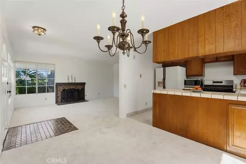 34 Exeter, Irvine, CA 92612 photo 17
