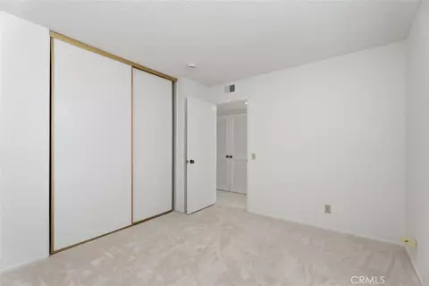34 Exeter, Irvine, CA 92612 photo 22