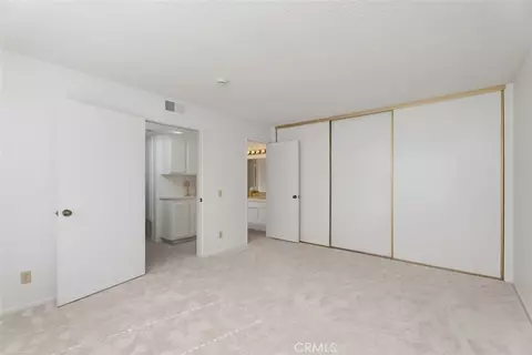 34 Exeter, Irvine, CA 92612 photo 18