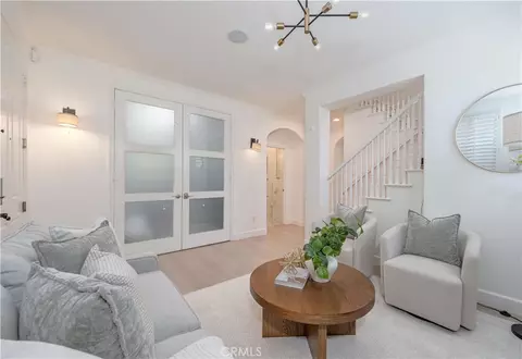 222 Vintage, Irvine, CA 92620