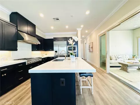 Kitchen - 156 Scale, Irvine, CA 92618 photo 5 of 5