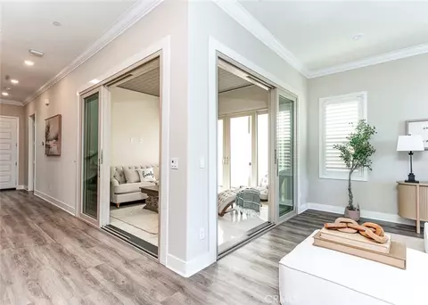Entry Way - 156 Scale, Irvine, CA 92618 photo 1 of 5
