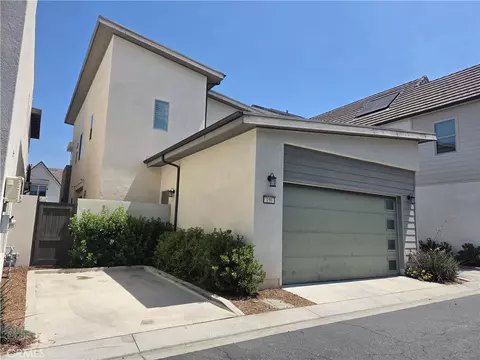 Exterior - 156 Scale, Irvine, CA 92618 photo 3 of 13