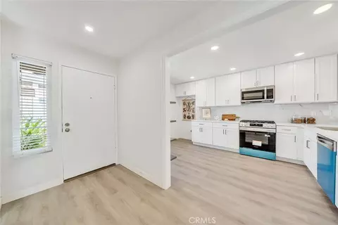 12 Primrose, Irvine, CA 92604 photo 9
