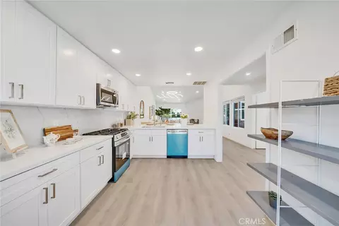 12 Primrose, Irvine, CA 92604 photo 12