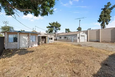 Exterior - 893 E 5th, Beaumont, CA 92223 photo 5 of 6