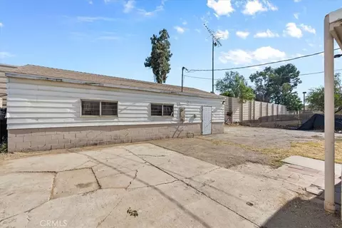 Exterior - 893 E 5th, Beaumont, CA 92223 photo 3 of 6