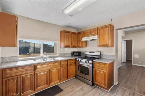 Kitchen - 893 E 5th, Beaumont, CA 92223 photo 1 of 1