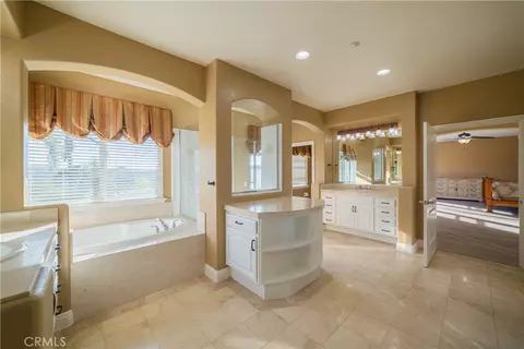 Entry Way - 3807 Wendi Ct, Fallbrook, CA 92028 photo 3 of 3