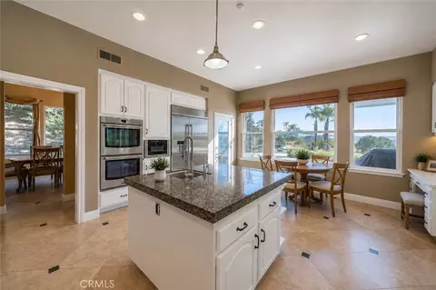 Kitchen - 3807 Wendi Ct, Fallbrook, CA 92028 photo 2 of 3