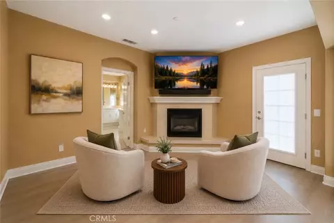 Living - 3807 Wendi Ct, Fallbrook, CA 92028 photo 5 of 5