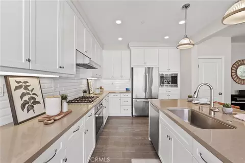 Kitchen - 75 Jade Flower, Irvine, CA 92620 photo 5 of 6
