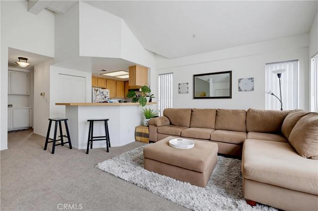 4581 Warner #302, Huntington Beach, CA 92649
