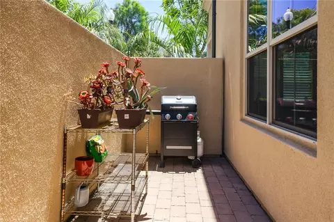 Exterior - 71 Emerald Clover, Irvine, CA 92620 photo 5 of 14
