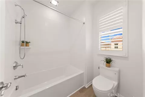 Bath - 53 Cherry Tree, Irvine, CA 92620 photo 5 of 5
