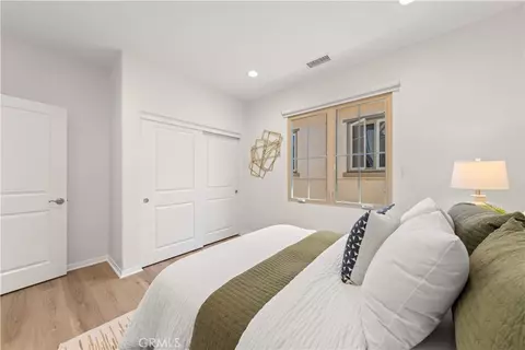 Bedroom - 53 Cherry Tree, Irvine, CA 92620 photo 5 of 7