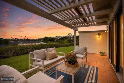 Exterior - 127 Avenida Adobe, San Clemente, CA 92672 photo 4 of 4