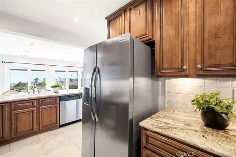 Kitchen - 127 Avenida Adobe, San Clemente, CA 92672 photo 4 of 5