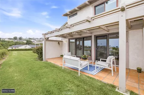 Exterior - 127 Avenida Adobe, San Clemente, CA 92672 photo 2 of 4
