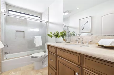 Bath - 127 Avenida Adobe, San Clemente, CA 92672 photo 1 of 4