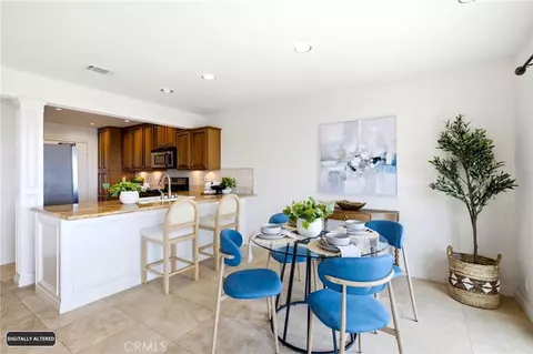 Dining - 127 Avenida Adobe, San Clemente, CA 92672 photo 2 of 3