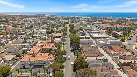 606 Lake St #23, Huntington Beach, CA 92648
