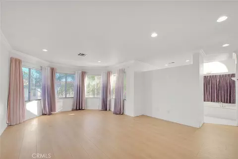 Living - 30279 Silver Ridge Ct, Temecula, CA 92591 photo 7 of 8