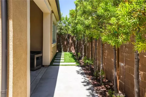 Exterior - 138 Jayhawk, Irvine, CA 92602 photo 10 of 11