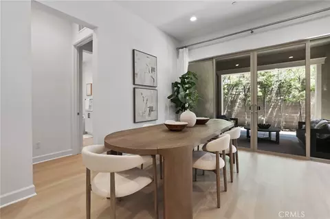 Dining - 138 Jayhawk, Irvine, CA 92602 photo 2 of 2