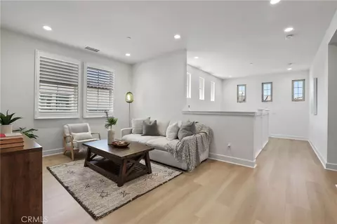 Entry Way - 138 Jayhawk, Irvine, CA 92602 photo 4 of 6