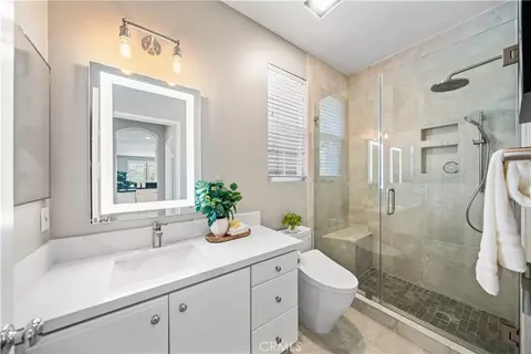 Bath - 2 Staghorn, Irvine, CA 92618 photo 5 of 5