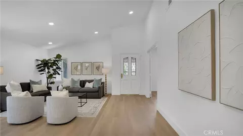 32 Deerwood E, Irvine, CA 92604 photo 5