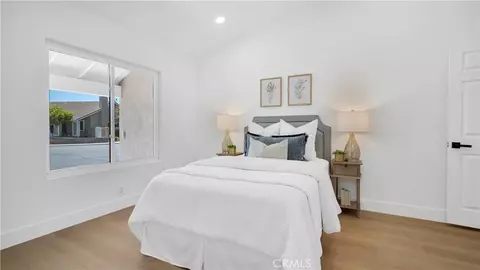 32 Deerwood E, Irvine, CA 92604 photo 31